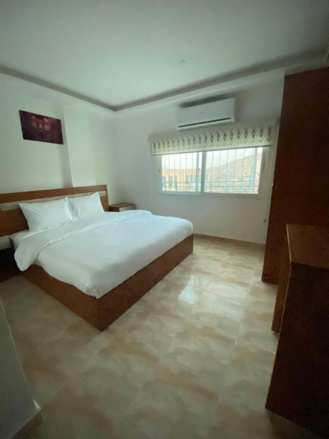 Petra Family Hotel Wadi Musa Exterior photo